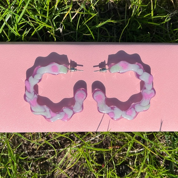 Handmade Y2K Open Hoop Earrings - Picture 10 of 16